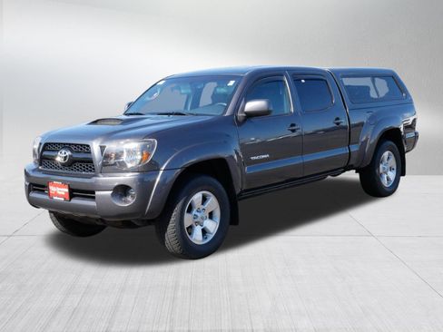 Used 2011 Toyota Tacoma 4x4 Double Cab w/ TRD Sport Pkg image 3
