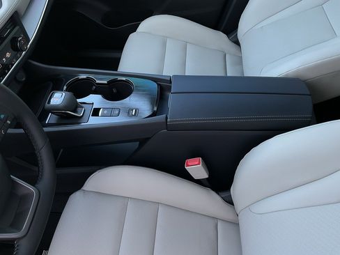 New 2026 Nissan Rogue SV image 33