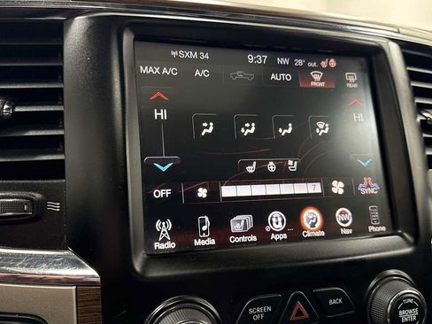 Used 2016 RAM 1500 Laramie w/ Convenience Group image 21