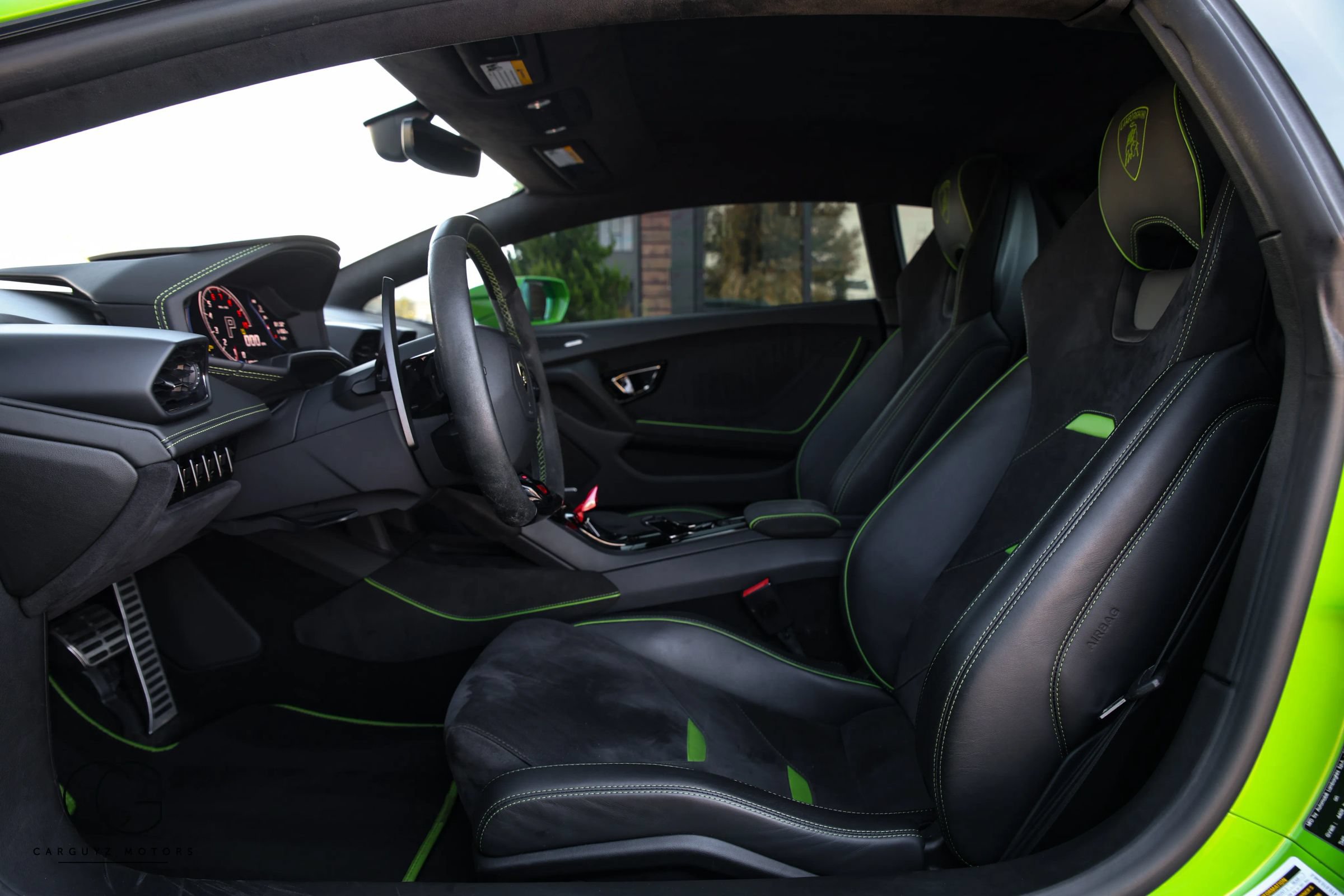 Used 2020 Lamborghini Huracan EVO AWD/4WD image 4