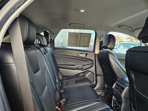 Used 2022 Ford Edge Titanium w/ Equipment Group 301A image 15