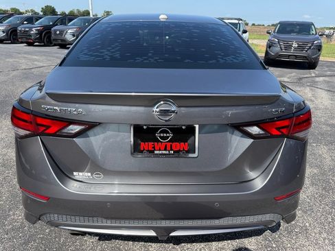 Used 2021 Nissan Sentra SR FWD image 35