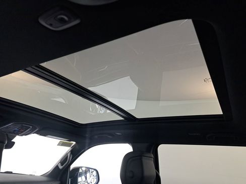 New 2026 Jeep Grand Wagoneer 4WD image 25