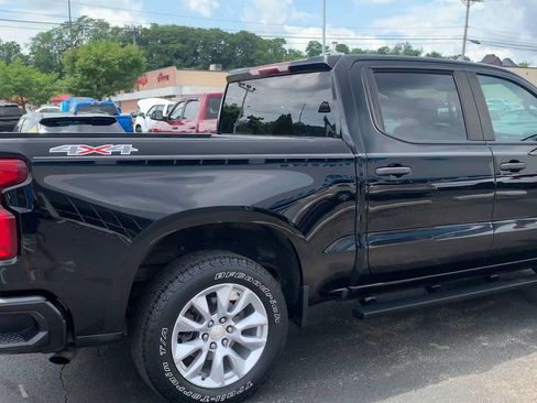 Certified 2021 Chevrolet Silverado 1500 Custom AWD/4WD image 8