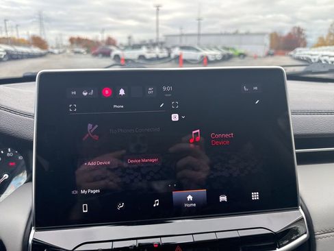 Certified 2022 Jeep Compass Limited image 7