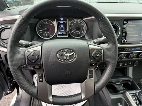 Used 2023 Toyota Tacoma Limited image 14