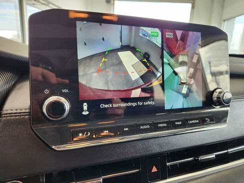 Used 2025 Mitsubishi Outlander SE image 32