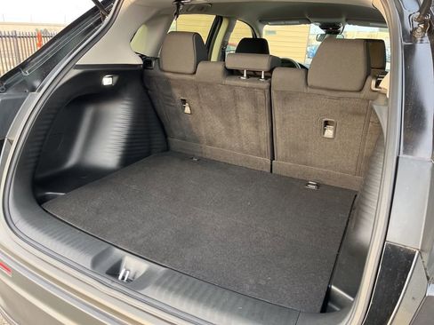 Certified 2025 Honda HR-V LX image 9