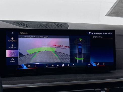 Used 2024 BMW X5 sDrive40i w/ M Sport Package image 14