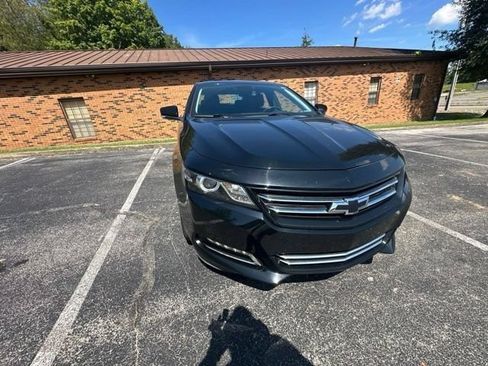 Used 2017 Chevrolet Impala Premier FWD image 13