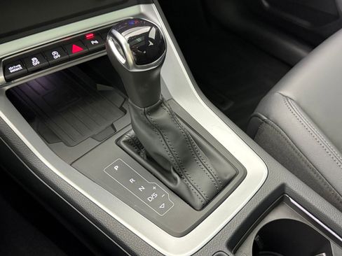 Certified 2025 Audi Q3 2.0T Premium w/ Convenience Package image 20