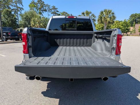 Certified 2025 RAM 1500 Big Horn AWD/4WD image 15