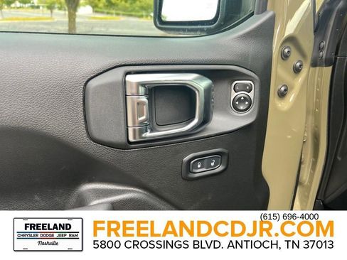 New 2025 Jeep Gladiator Willys image 12