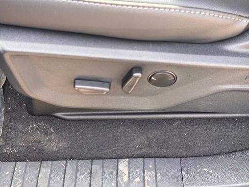 New 2026 Ford F250 Lariat w/ Black Appearance Package image 17