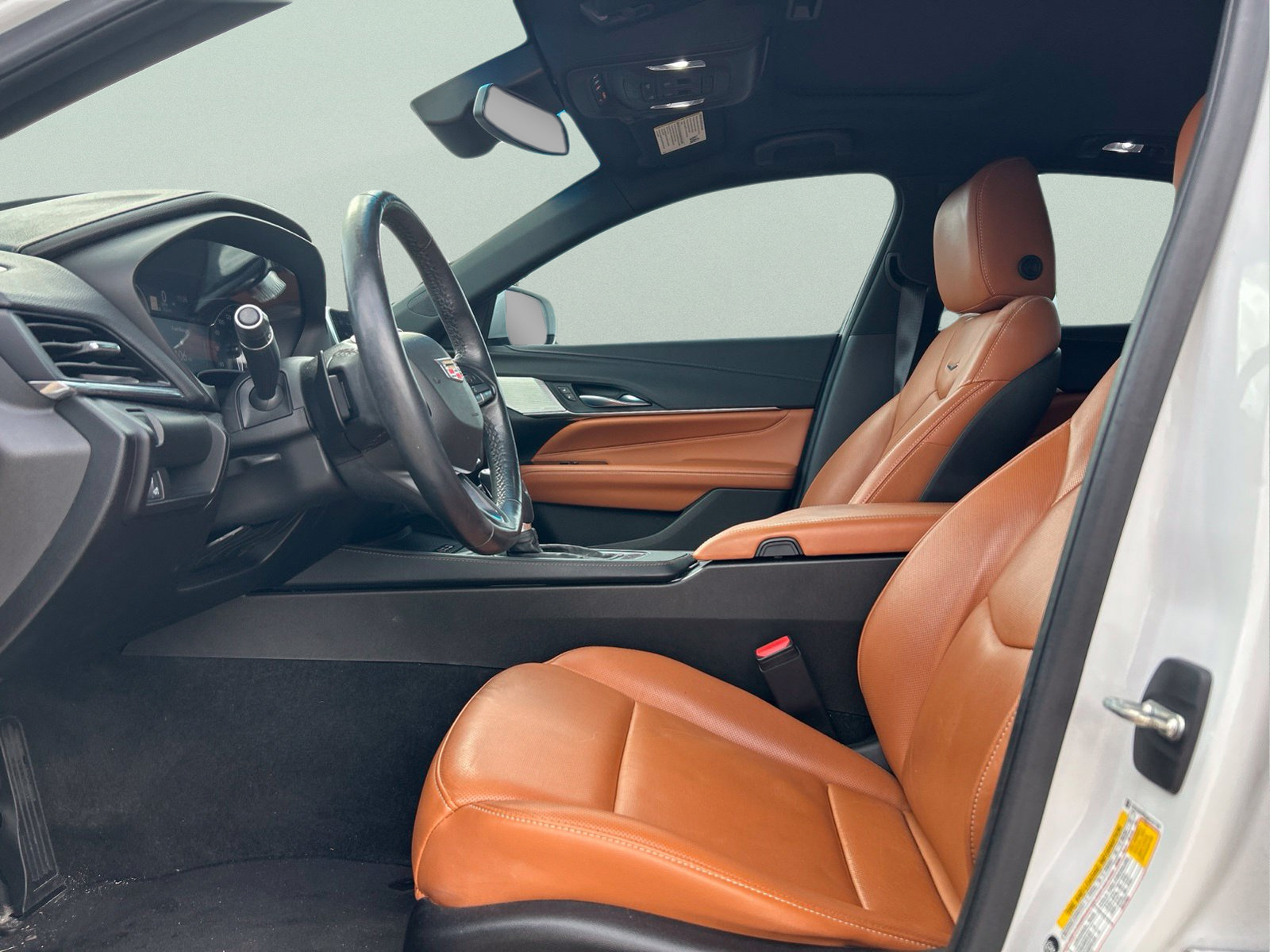 Used 2021 Cadillac CT4 Premium Luxury RWD image 9