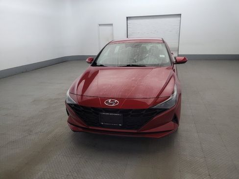 Used 2023 Hyundai Elantra SEL w/ Convenience Package FWD image 15
