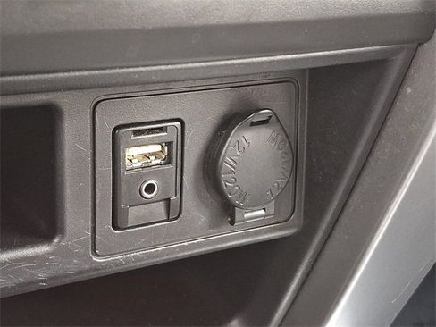 Used 2017 Toyota 4Runner SR5 image 25