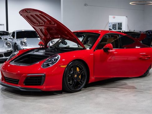 Used 2017 Porsche 911 Carrera RWD image 32