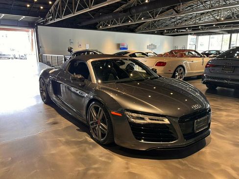 Used 2015 Audi R8 V10 image 10