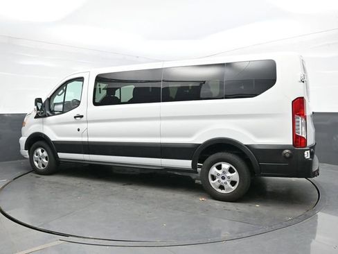 Used 2020 Ford Transit 350 XLT image 4