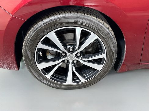 Used 2018 Nissan Maxima 3.5 SV FWD image 38
