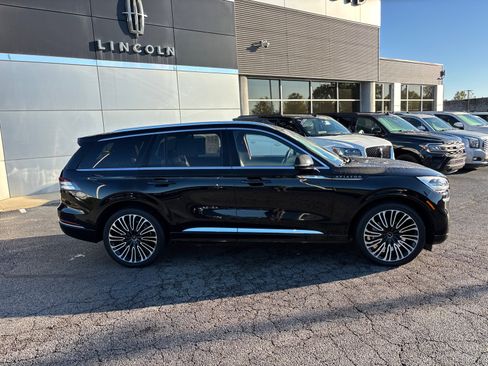 Certified 2023 Lincoln Aviator Black Label w/ Dynamic Handling Package image 8
