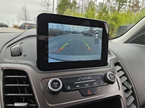 Used 2021 Ford Transit Connect XLT image 20
