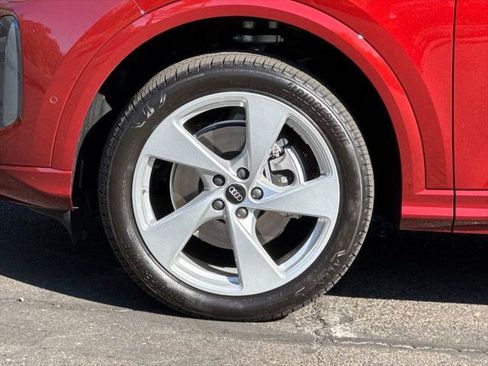Certified 2025 Audi Q5 Premium Plus w/ Premium Plus AWD/4WD image 38