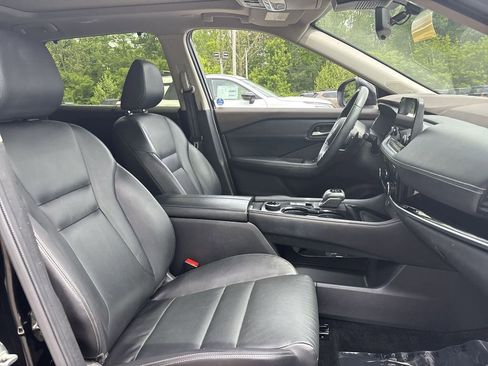 Certified 2023 Nissan Rogue SL w/ SL Premium Package AWD/4WD image 20
