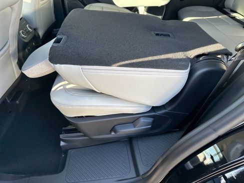 New 2026 Ford Explorer Active w/ Active Comfort Package image 35