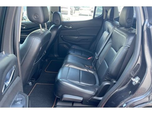 Used 2017 GMC Acadia SLE w/ Driver Alert Package I AWD/4WD image 15