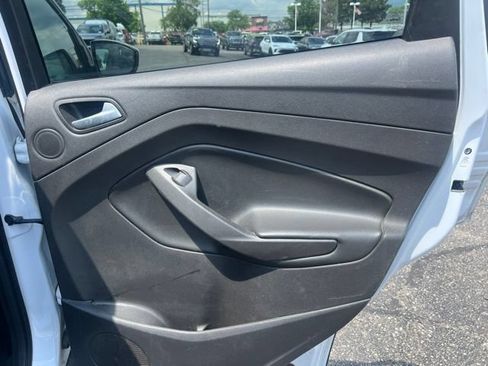 Used 2015 Ford Escape SE w/ Equipment Group 201A FWD image 12