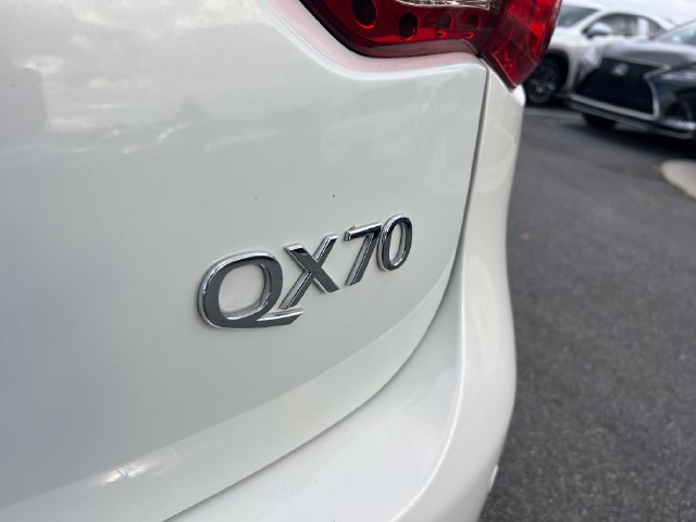 Used 2015 INFINITI QX70 2WD w/ Premium Package image 34
