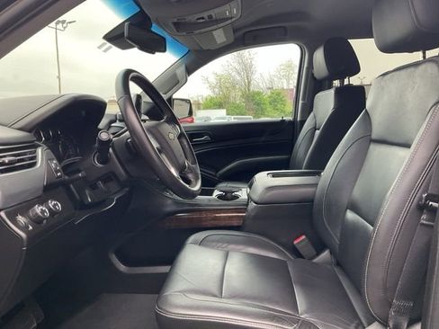 Used 2018 Chevrolet Tahoe LT AWD/4WD image 2