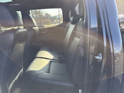 Used 2022 Toyota Tacoma TRD Sport w/ TRD Premium Sport Package image 24