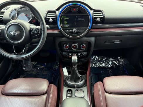Used 2016 MINI Cooper Clubman FWD image 29