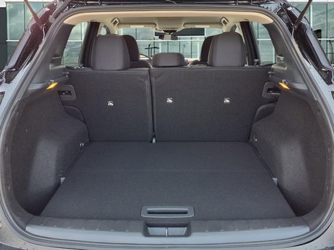 New 2026 Nissan Kicks SV image 9