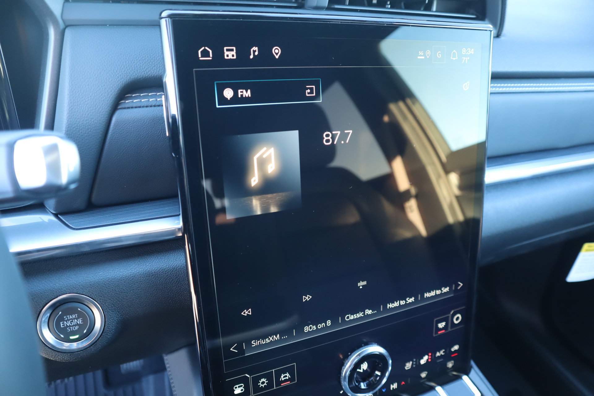 New 2027 GMC Terrain Elevation w/ Elevation Premium Package AWD/4WD image 8