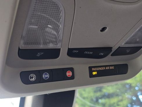 Used 2017 Chevrolet Impala LT image 39