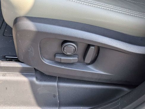 Used 2024 Land Rover Defender 110 S AWD/4WD image 20