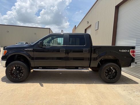 Used 2014 Ford F150 XLT w/ Trailer Tow Package AWD/4WD image 4