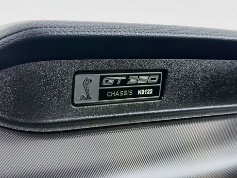 Used 2019 Ford Mustang Shelby GT350 w/ Technology Package RWD image 22