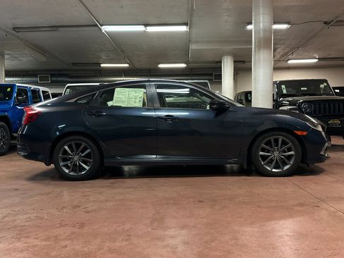 Used 2019 Honda Civic EX image 6