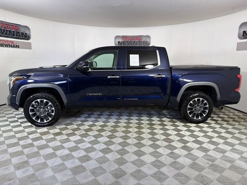 Used 2024 Toyota Tundra Limited AWD/4WD image 8