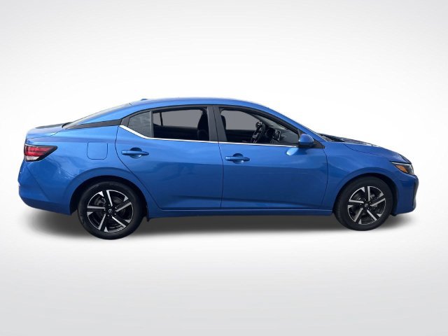 Used 2024 Nissan Sentra SV FWD image 9