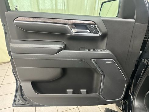 Certified 2024 Chevrolet Silverado 1500 LTZ w/ LTZ Convenience Package II image 38