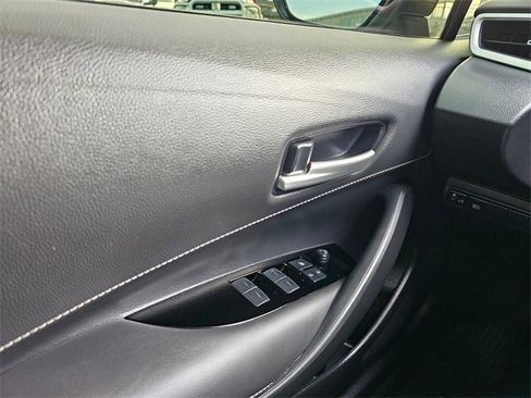 Used 2022 Toyota Corolla SE image 28