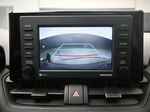 Used 2022 Toyota RAV4 XLE image 12