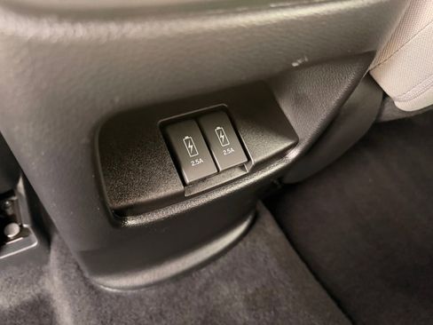 Used 2018 Honda CR-V EX image 16