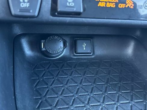 Certified 2022 Toyota RAV4 XLE image 38